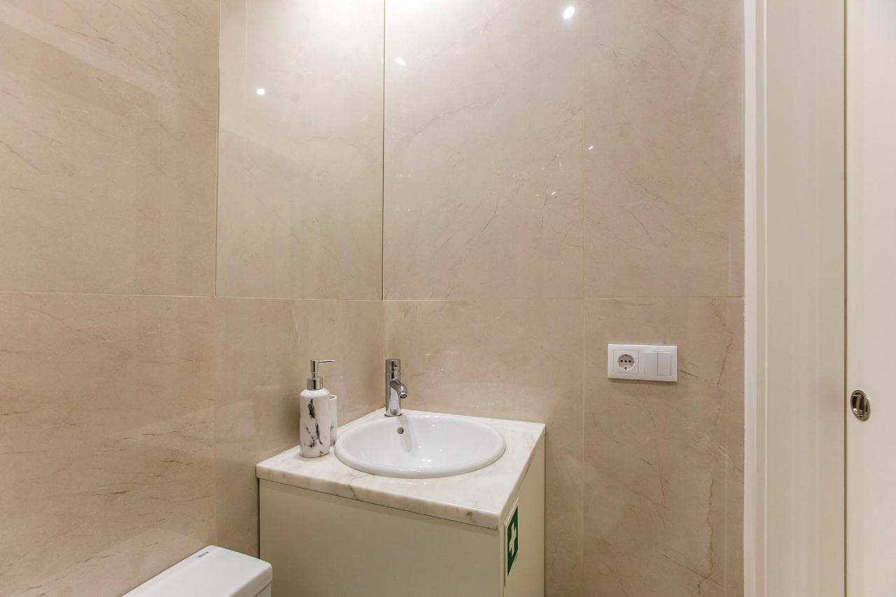 Lovelystay - Cozy 1Br In Santa Catarina W/ Balcony Πόρτο Εξωτερικό φωτογραφία